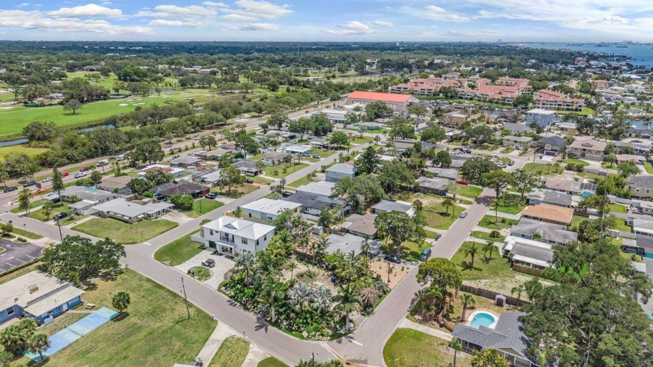 591 Baywood Drive N, Dunedin, FL 34698 Photo