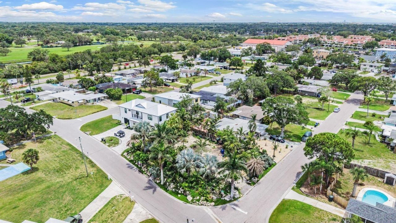 591 Baywood Drive N, Dunedin, FL 34698 Photo