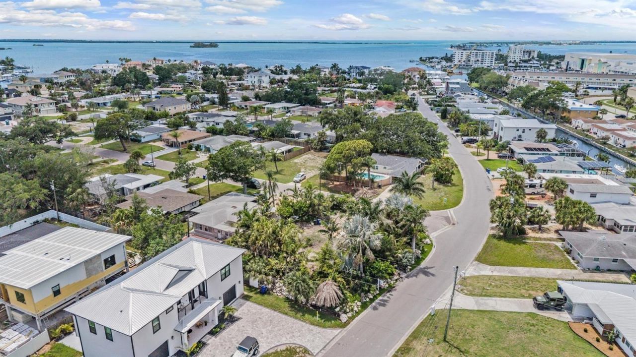 591 Baywood Drive N, Dunedin, FL 34698 Photo