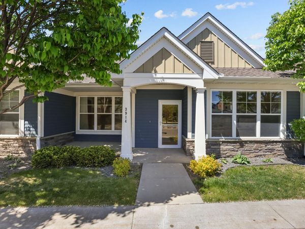 3914 Roosevelt Street NE, Saint Anthony, MN 55421