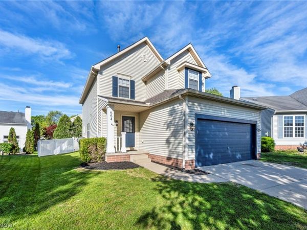 554 Hastings Court , Akron, OH 44319