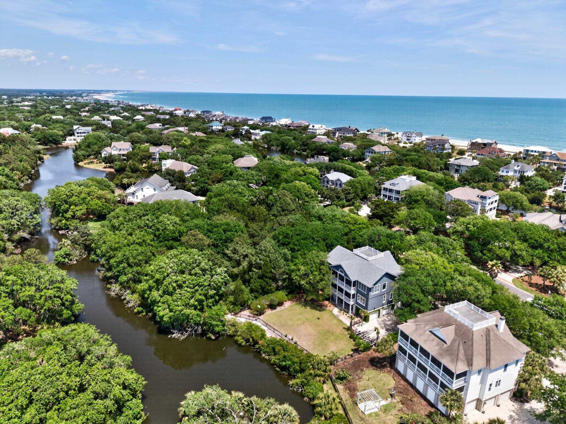 122 Sea Island Dr.  Photo 4