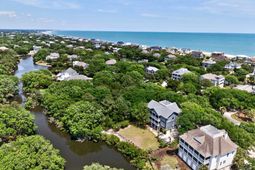 122 Sea Island Dr.  photo 4