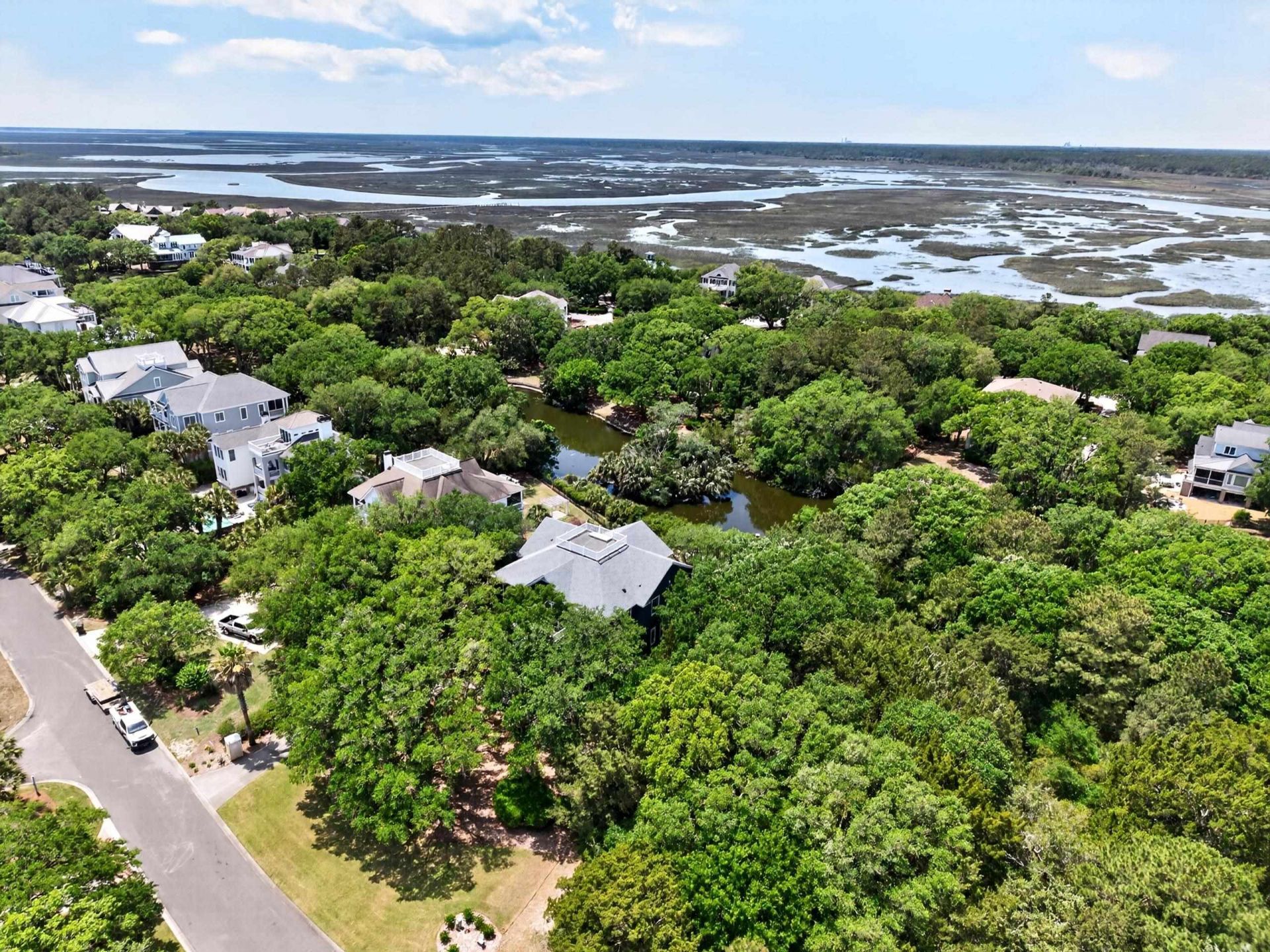 122 Sea Island Dr.  Photo 6