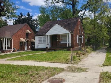19400 Sunderland Road, Detroit, MI 48219