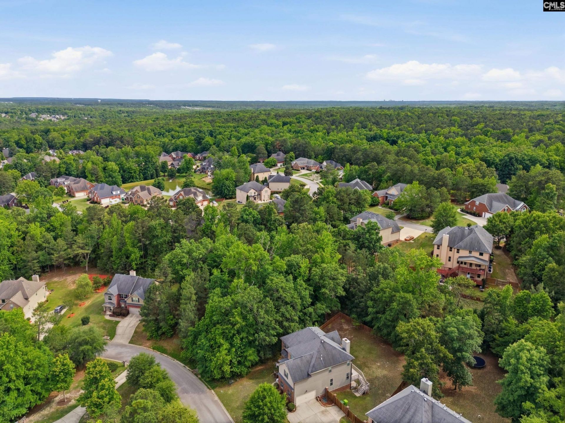 612 Winding Hickory Court  Photo 6
