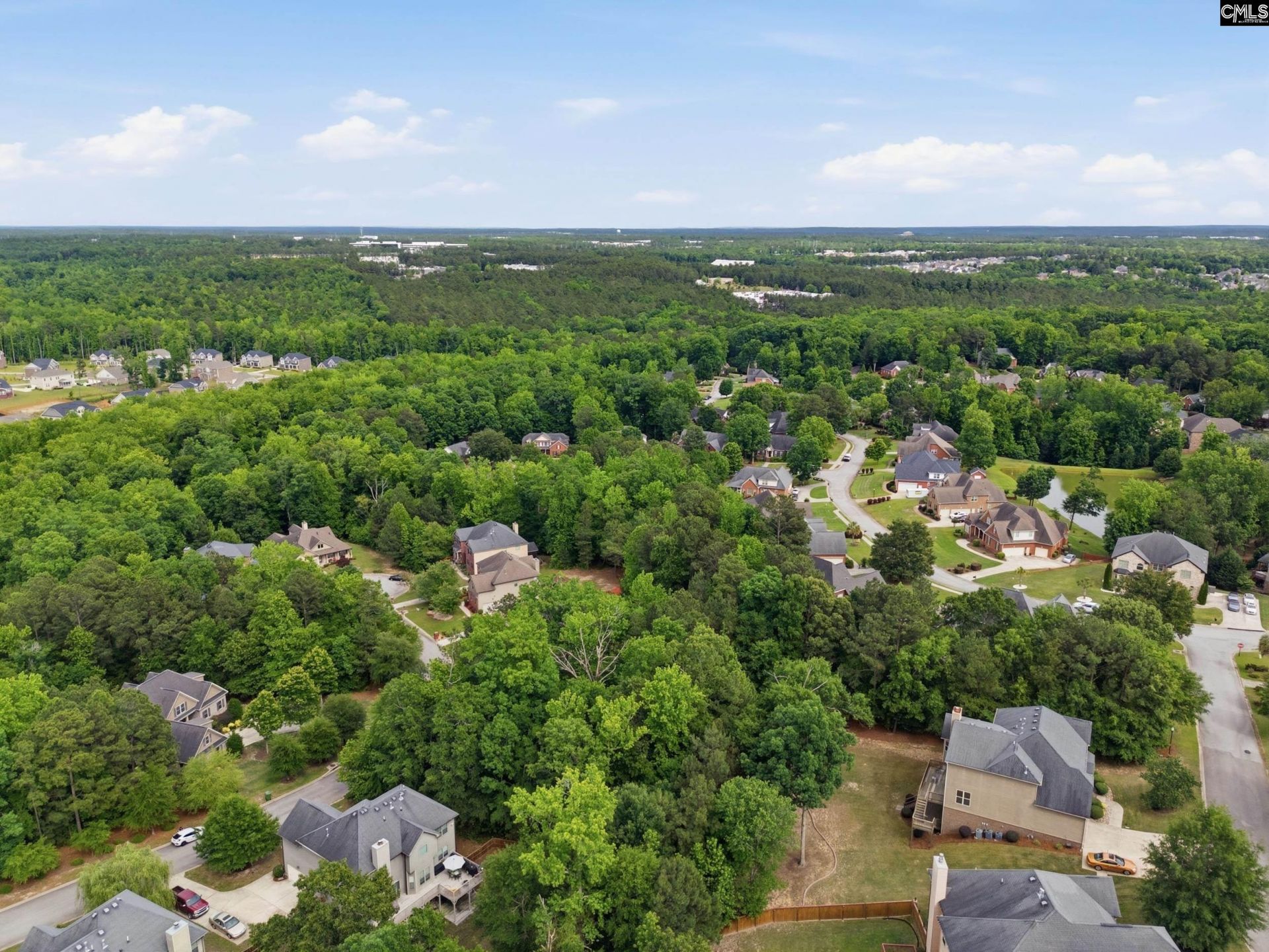612 Winding Hickory Court  Photo 7