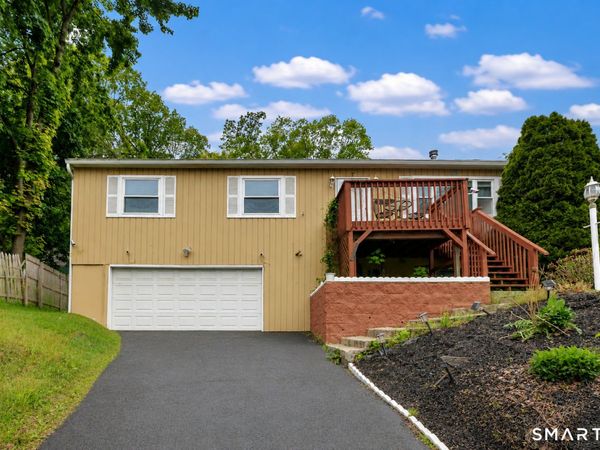 123 River , Shelton, CT 06484