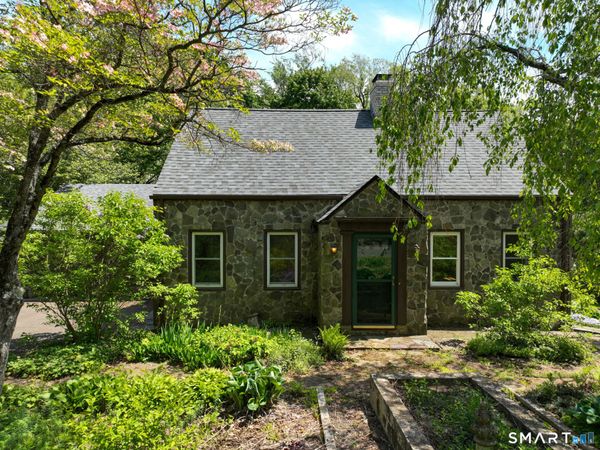 895 Hartford, Hamden, CT 06517