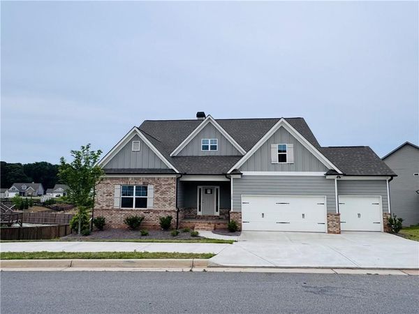 120 Cherokee Rose Lane , Hoschton, GA 30548