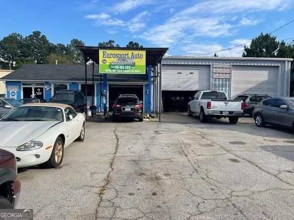 1691 Hwy 138 , Conyers, GA 30013