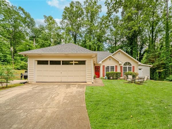 2920 Ridge Court , Cumming, GA 30041