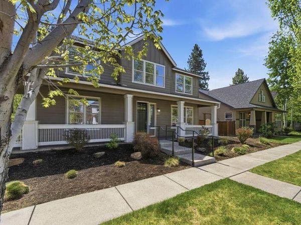 2417 NW Hosmer Lake Drive, Bend, OR 97703