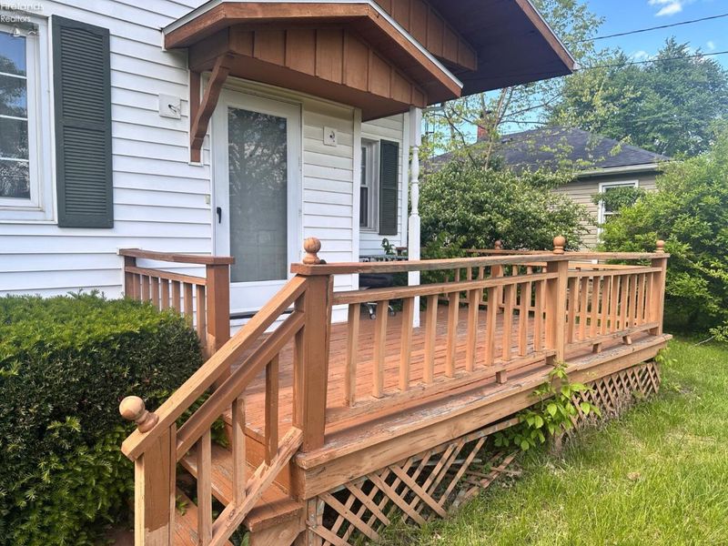 2468 Buckland Avenue, Fremont, OH 43420 Photo 3