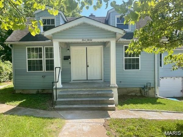 430 Bluff Drive , St Louis, MO 63137