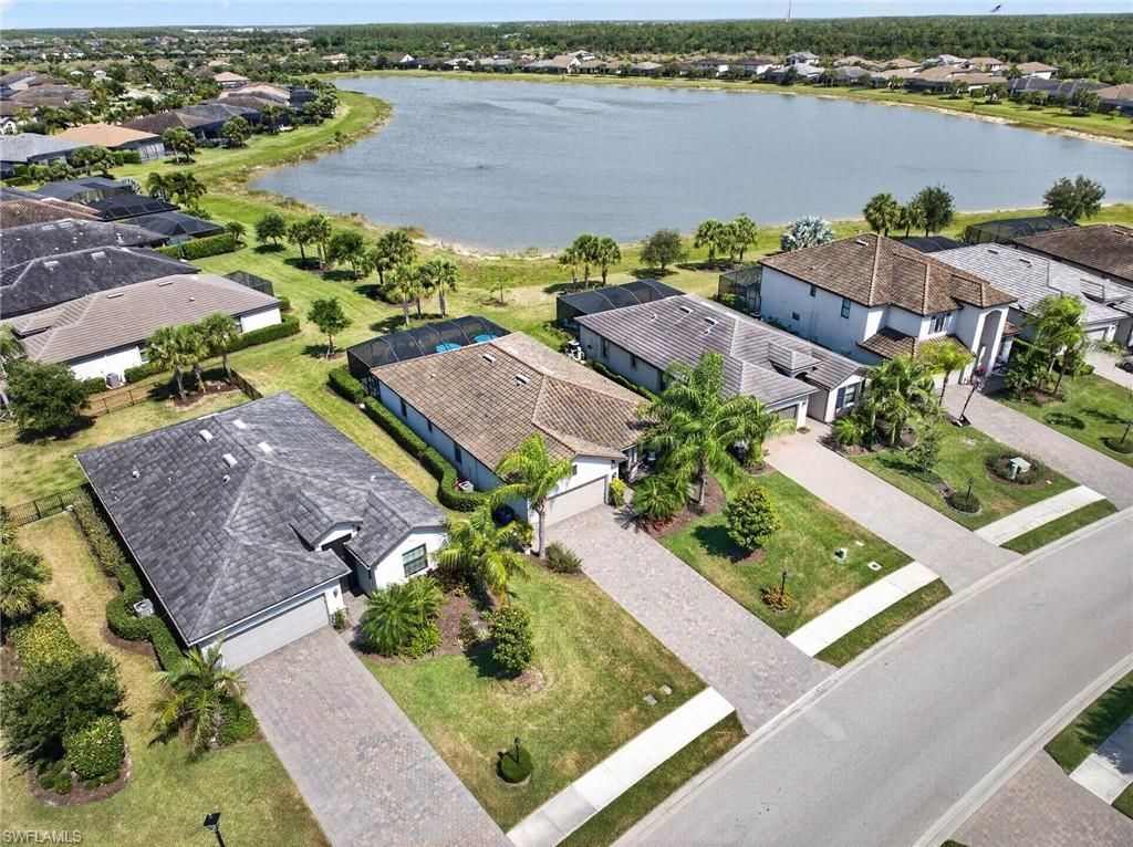 19905 Beverly Park Rd, Estero, FL 33928 Photo