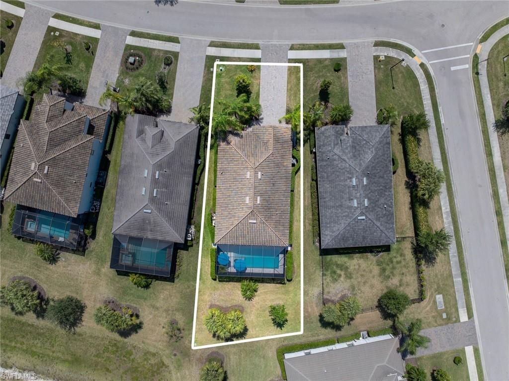 19905 Beverly Park Rd, Estero, FL 33928 Photo