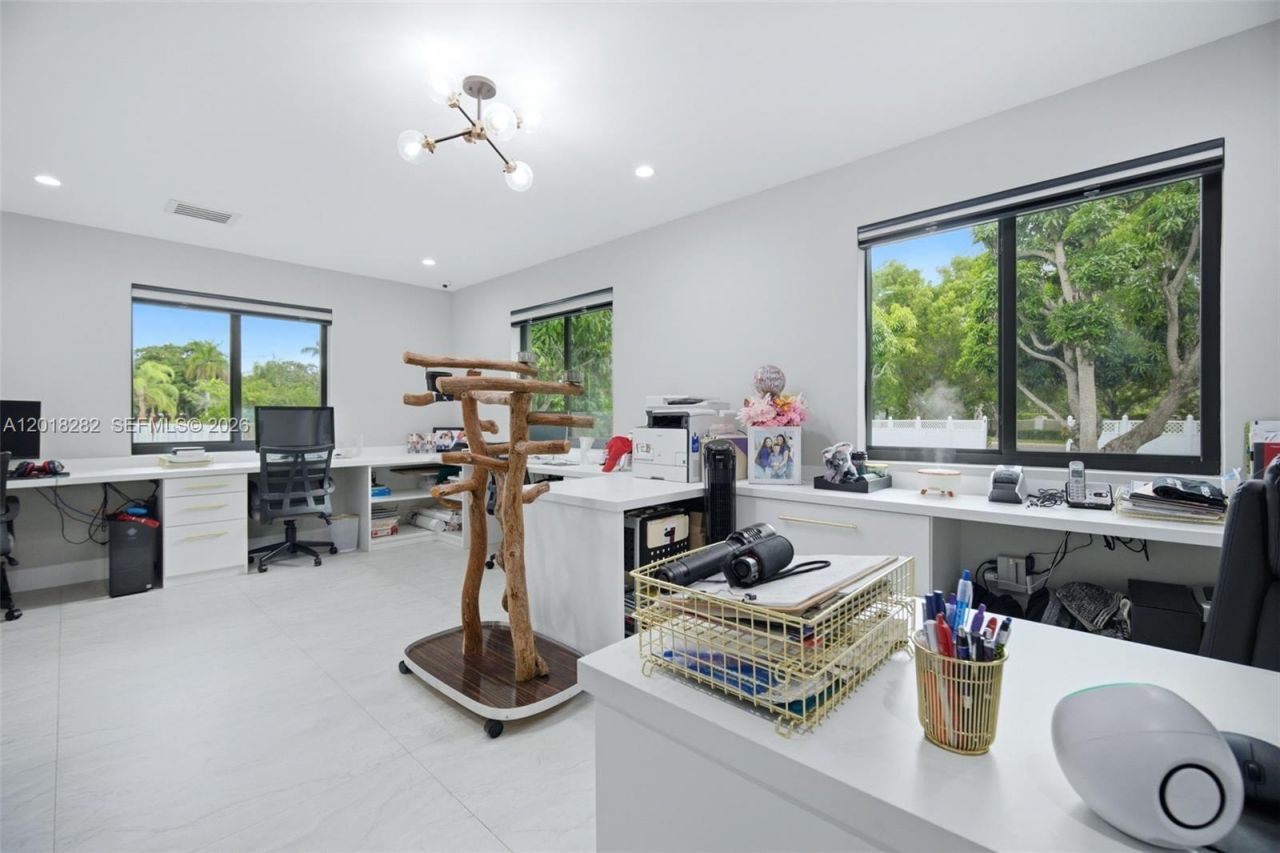 18690 Old Cutler Rd , Cutler Bay, FL 33157 Photo