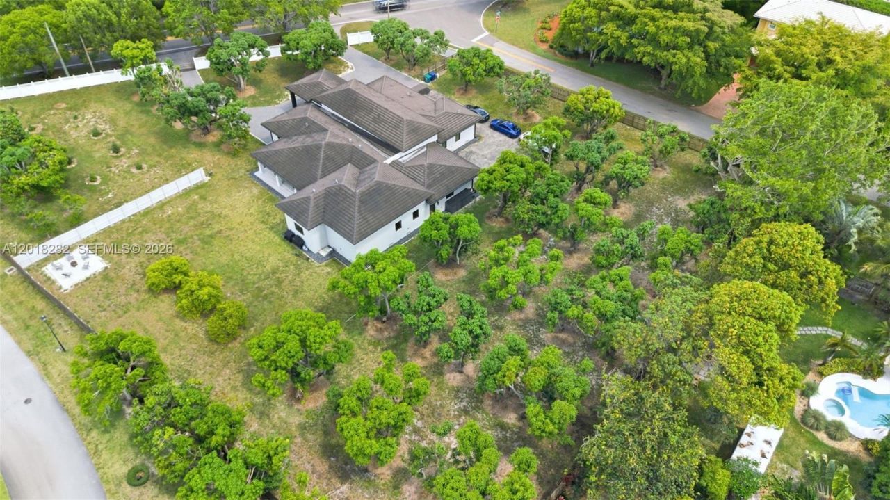 18690 Old Cutler Rd , Cutler Bay, FL 33157 Photo