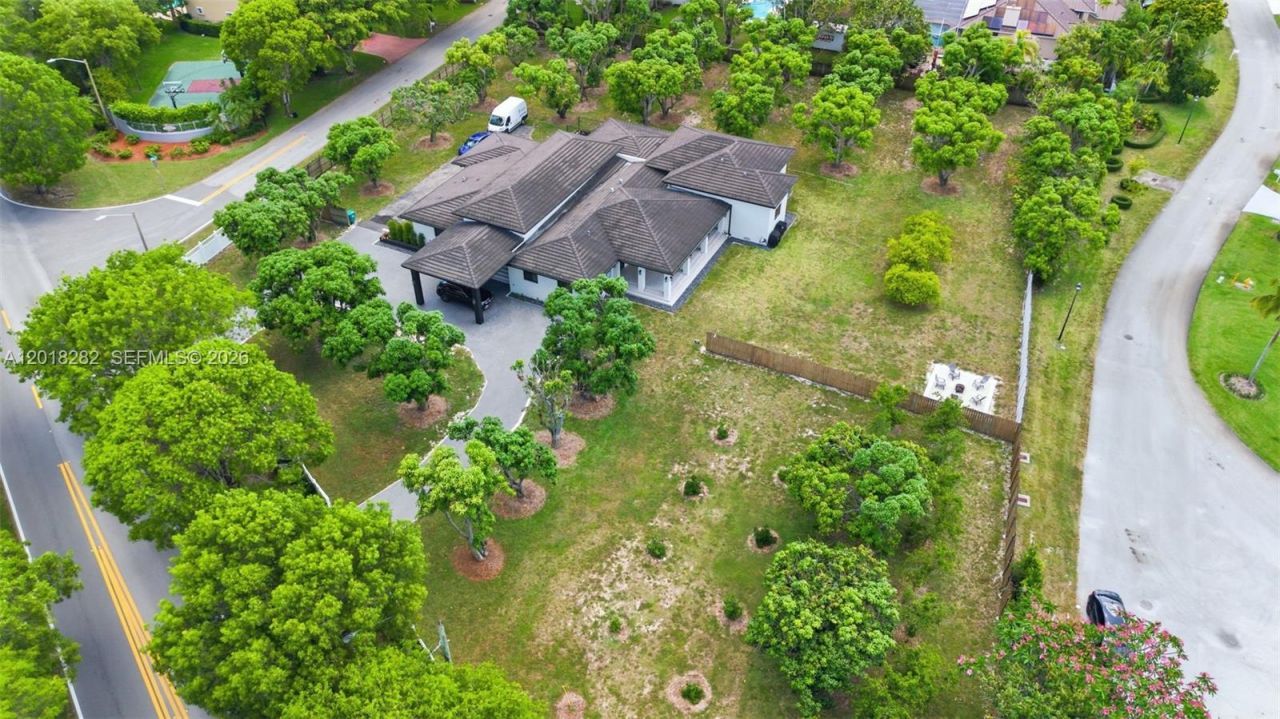 18690 Old Cutler Rd , Cutler Bay, FL 33157 Photo