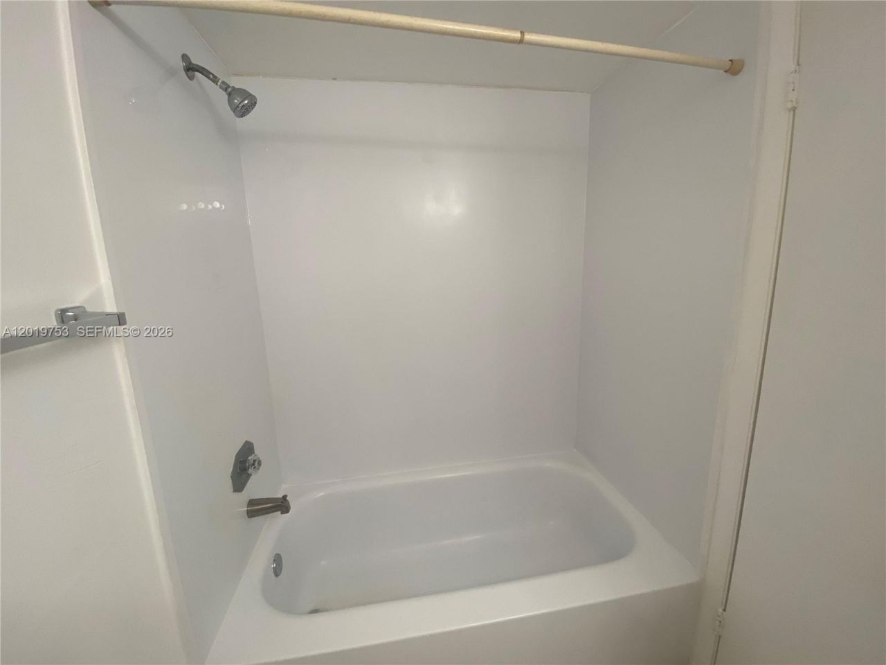 3410 Foxcroft Rd , Unit 206, Miramar, FL 33025 Photo