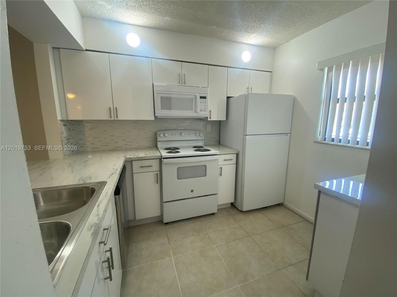 3410 Foxcroft Rd , Unit 206, Miramar, FL 33025 Photo