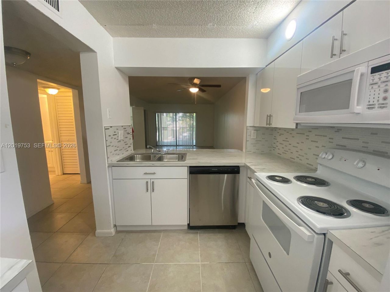 3410 Foxcroft Rd , Unit 206, Miramar, FL 33025 Photo