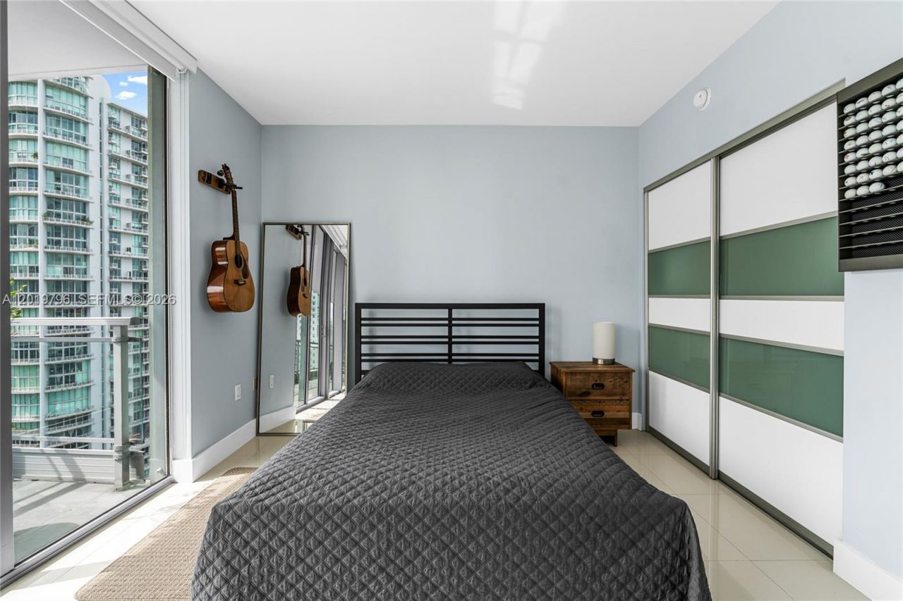 92 SW 3rd St , Unit 2104, Miami, FL 33130 Photo