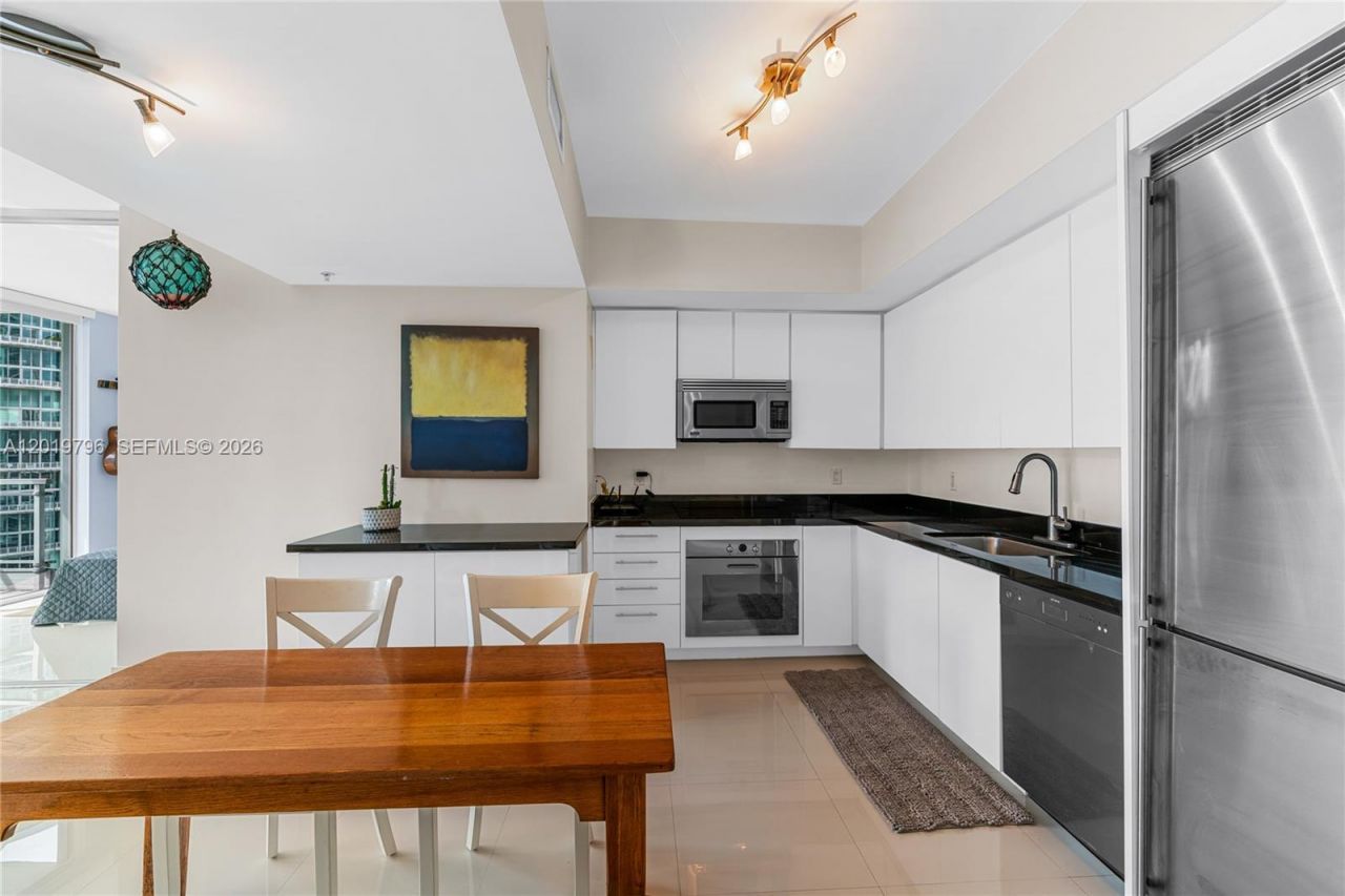 92 SW 3rd St , Unit 2104, Miami, FL 33130 Photo
