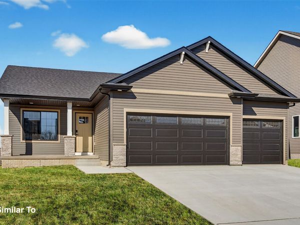 9838 Watermeadow Circle, Johnston, IA 50111