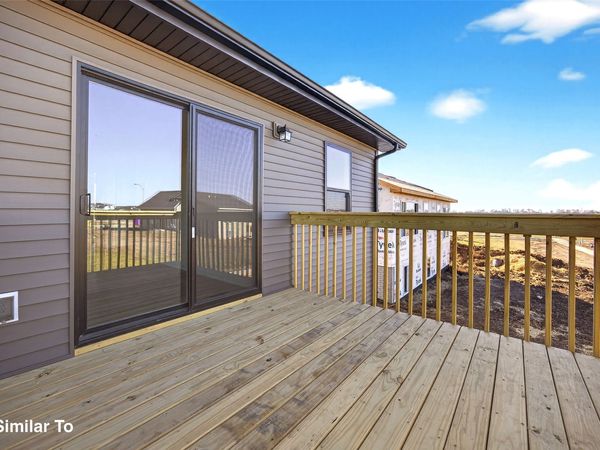 9838 Watermeadow Circle, Johnston, IA 50111