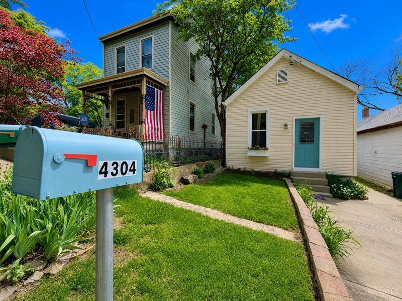 4304 Leeper Street, Cincinnati, OH 45223 Photo 2