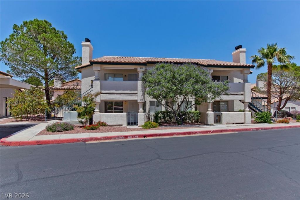 7944 Decker Canyon Drive, Las Vegas, NV 89128
