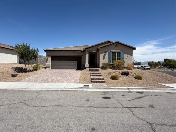 132 W Winston Lane , Indian Springs, NV 89018