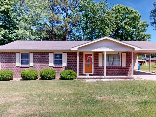 331 Woodlawn Street , Kenton, TN 38233