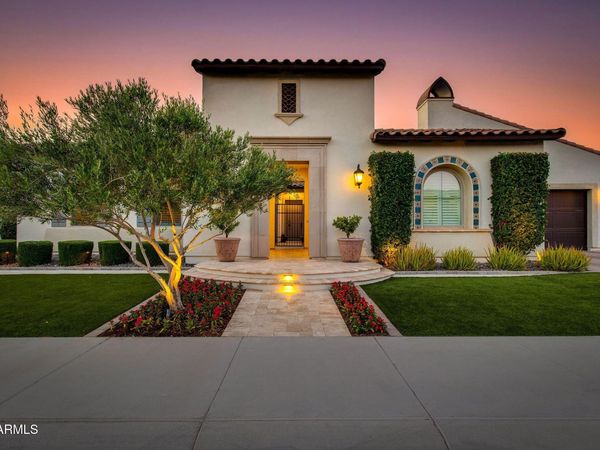 2766 E BONANZA Court, Gilbert, AZ 85297