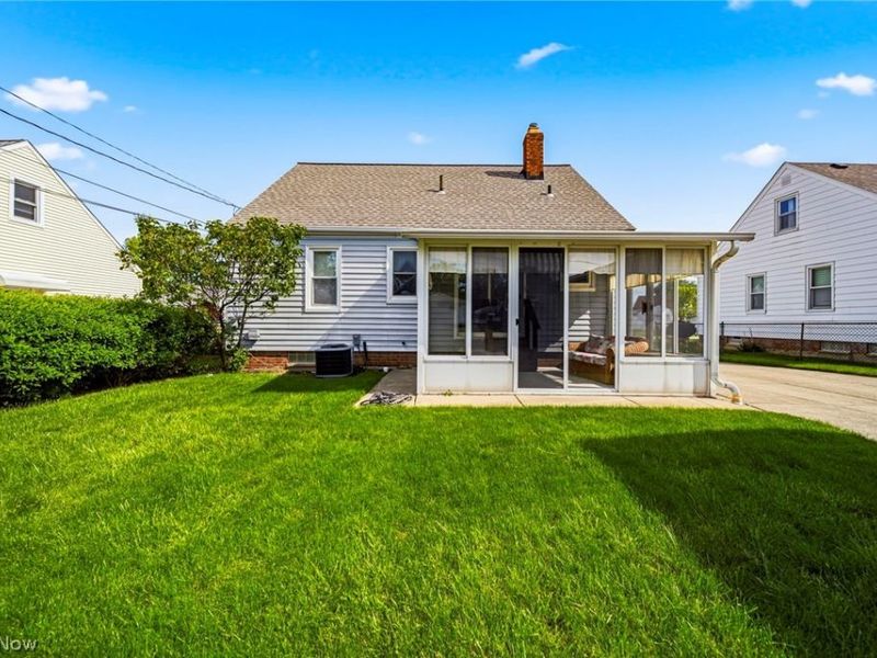 30424 Fern Drive, Willowick, OH 44095 Photo 24