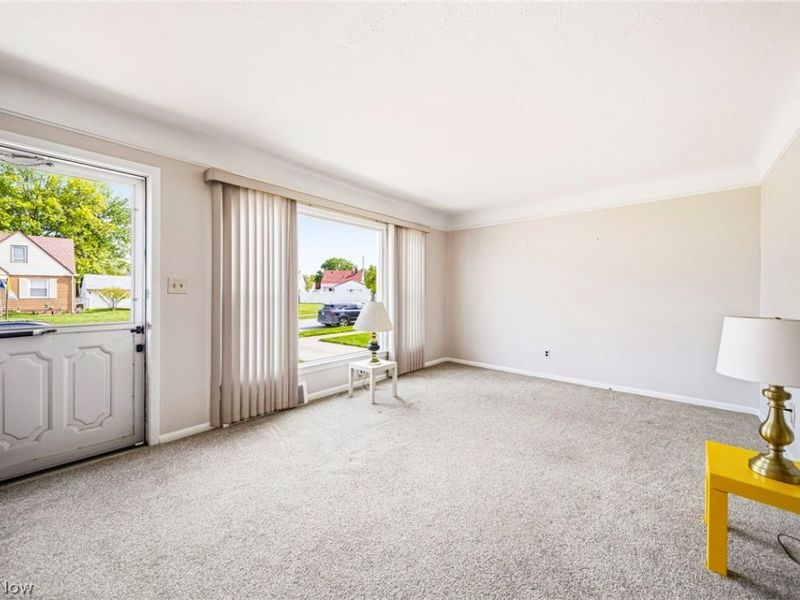 30424 Fern Drive, Willowick, OH 44095 Photo 6