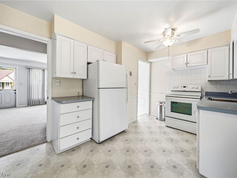 30424 Fern Drive, Willowick, OH 44095 Photo 7