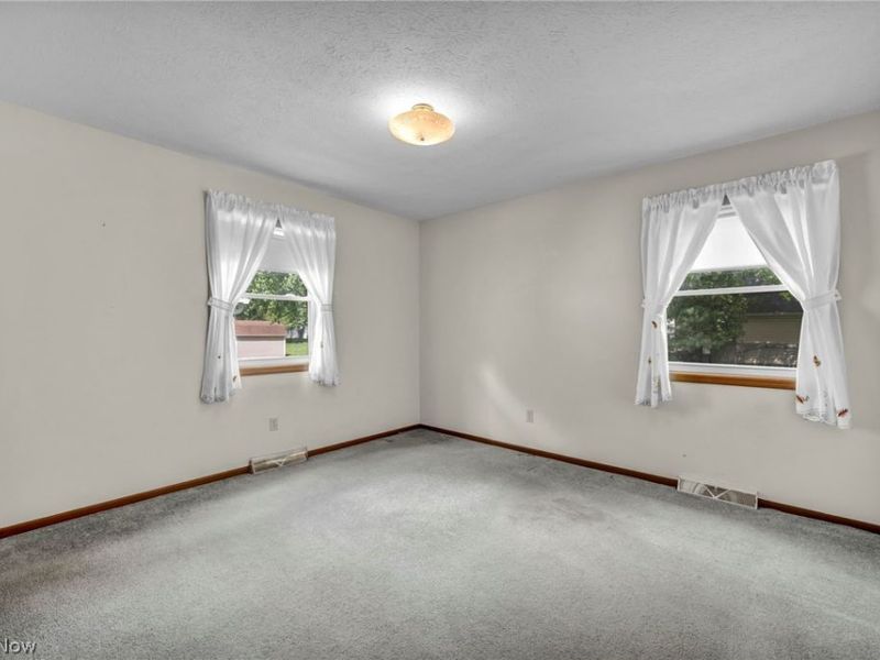 513 Russell Street, Newton Falls, OH 44444 Photo 25