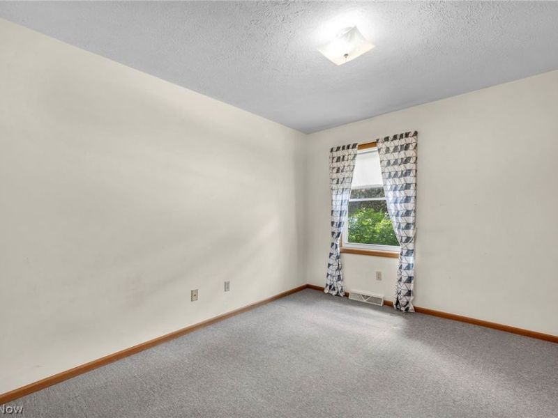 513 Russell Street, Newton Falls, OH 44444 Photo 31