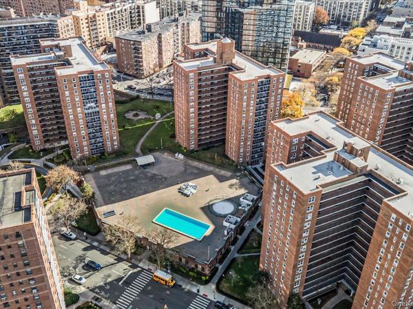 97-40 62nd Drive , Unit 8D, Rego Park, NY 11374