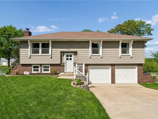 4730 Lucille Lane, Shawnee, KS 66203