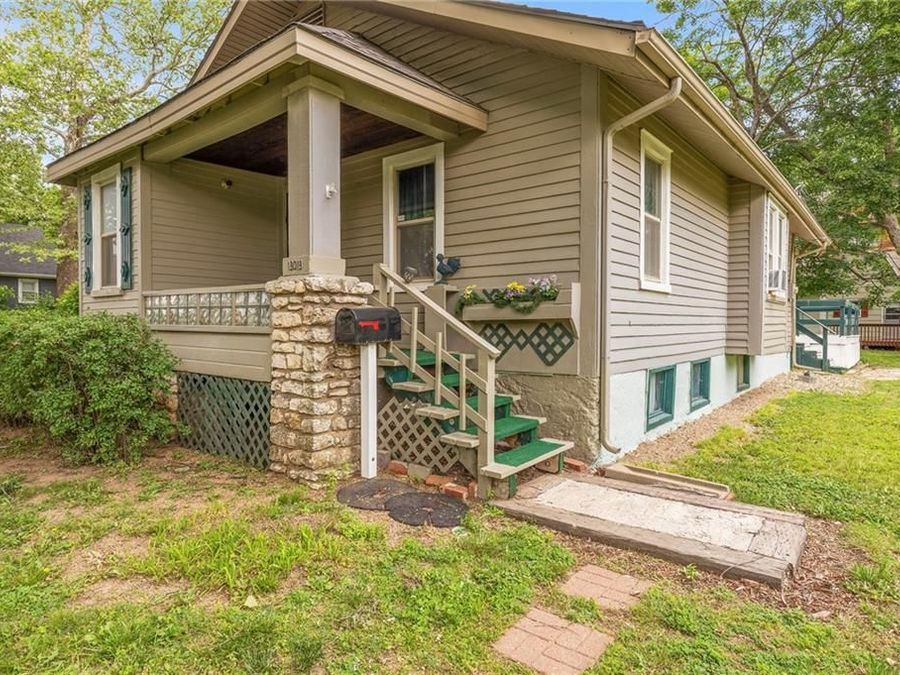 Property Image 6