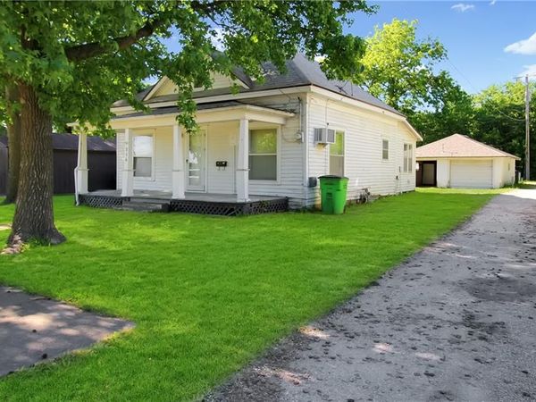 316 W 3rd Street, Erie, KS 66733