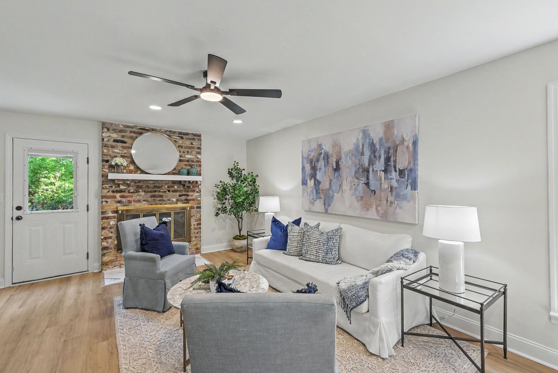 106 Sweetbriar Road Photo 12