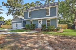 106 Sweetbriar Road photo 4