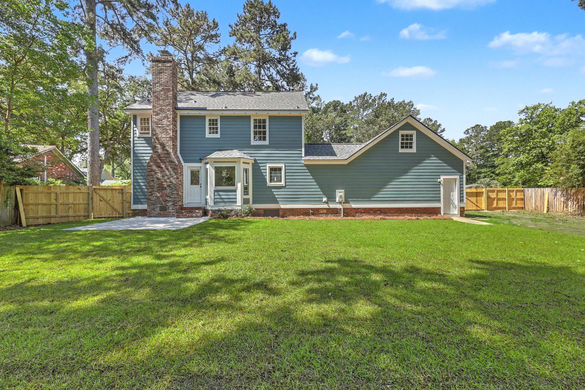 106 Sweetbriar Road Photo 25