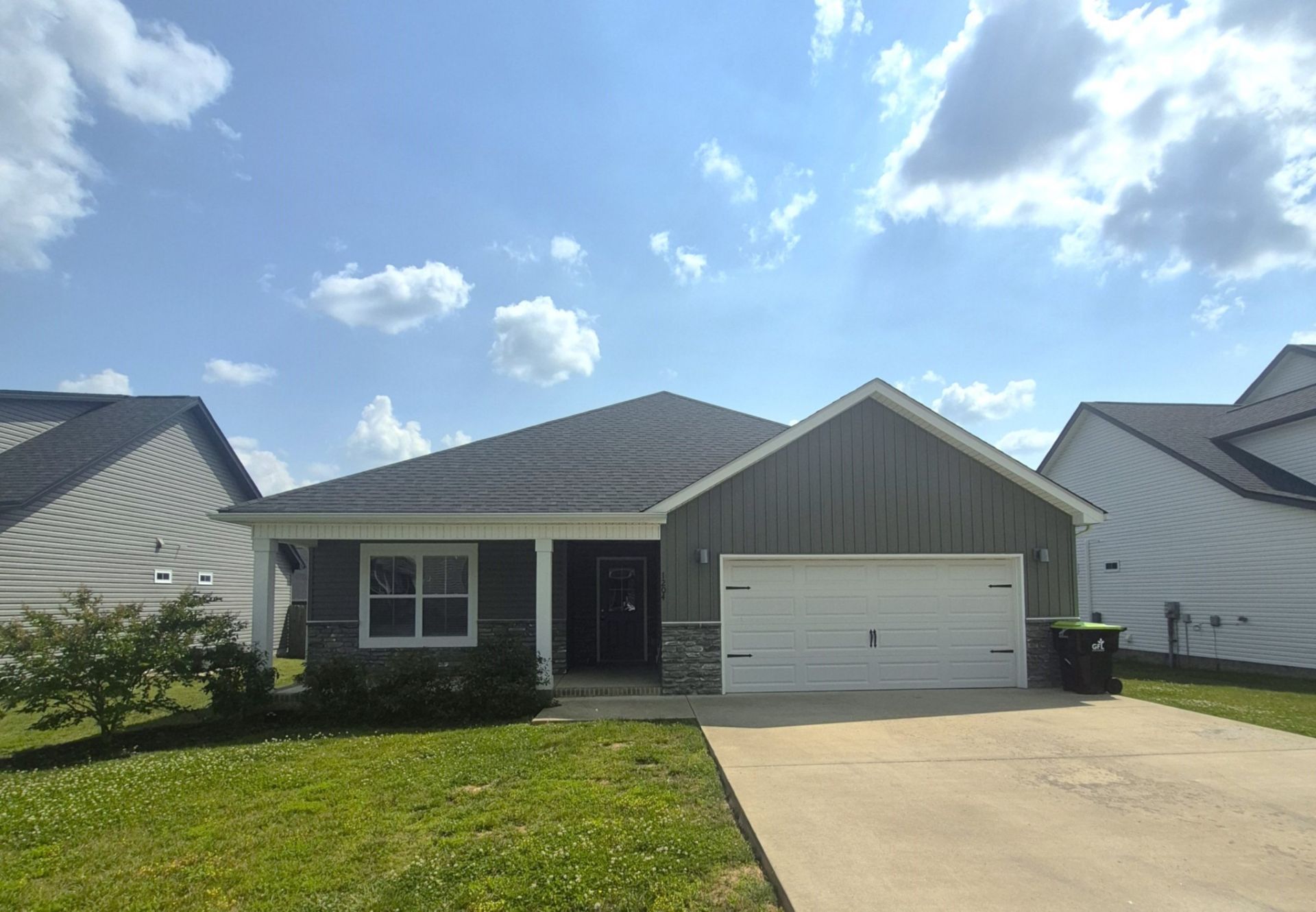 1204 Ewing Way, Clarksville, TN 37043 Main Photo
