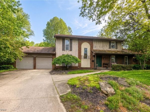 1805 Heritage Circle , Dover, OH 44622